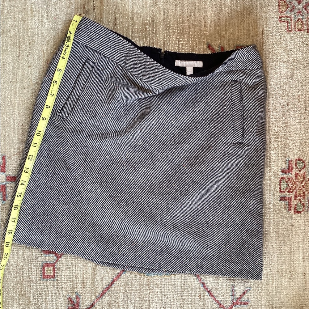 Women’s banana republic winter skirt